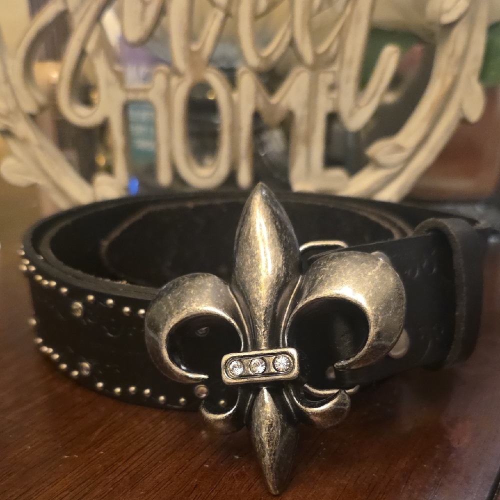 Miss Me Black Belt with Silver Fleur-de-Lis Buckle